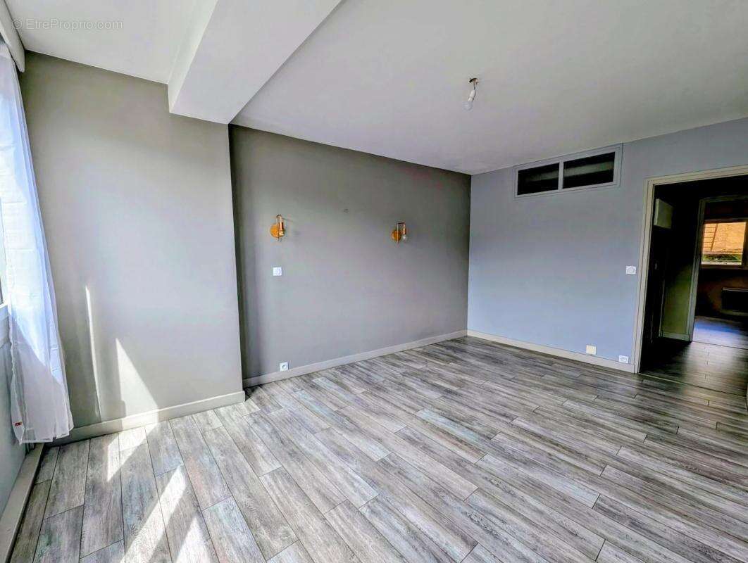 Appartement à AIX-LES-BAINS