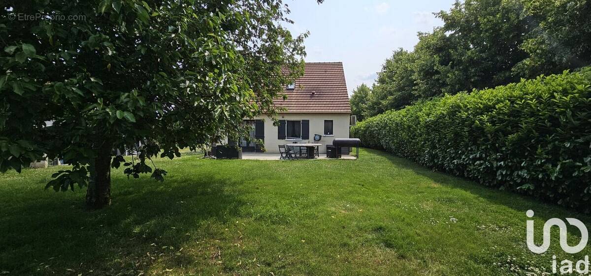 Photo 1 - Maison à VILLERS-COTTERETS