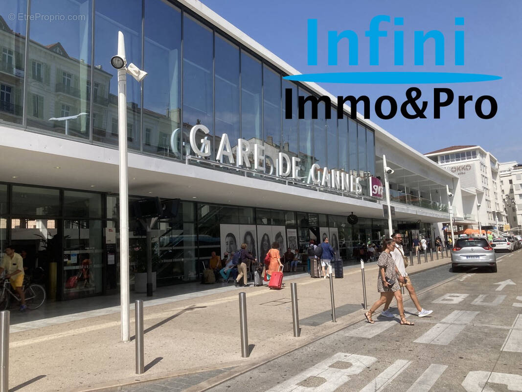 Commerce à CANNES