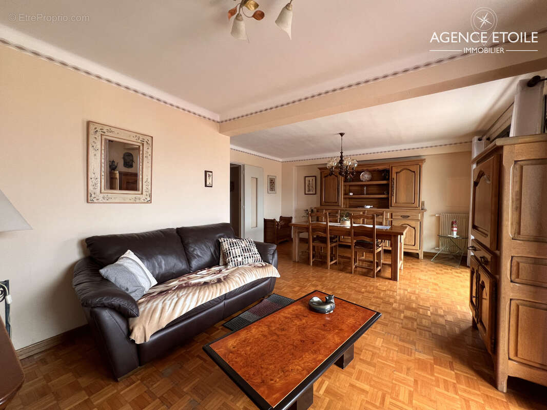 Appartement à MARSEILLE-10E