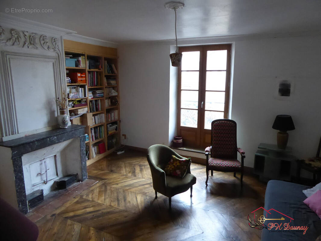 Maison à SAINT-JEAN-DU-BRUEL