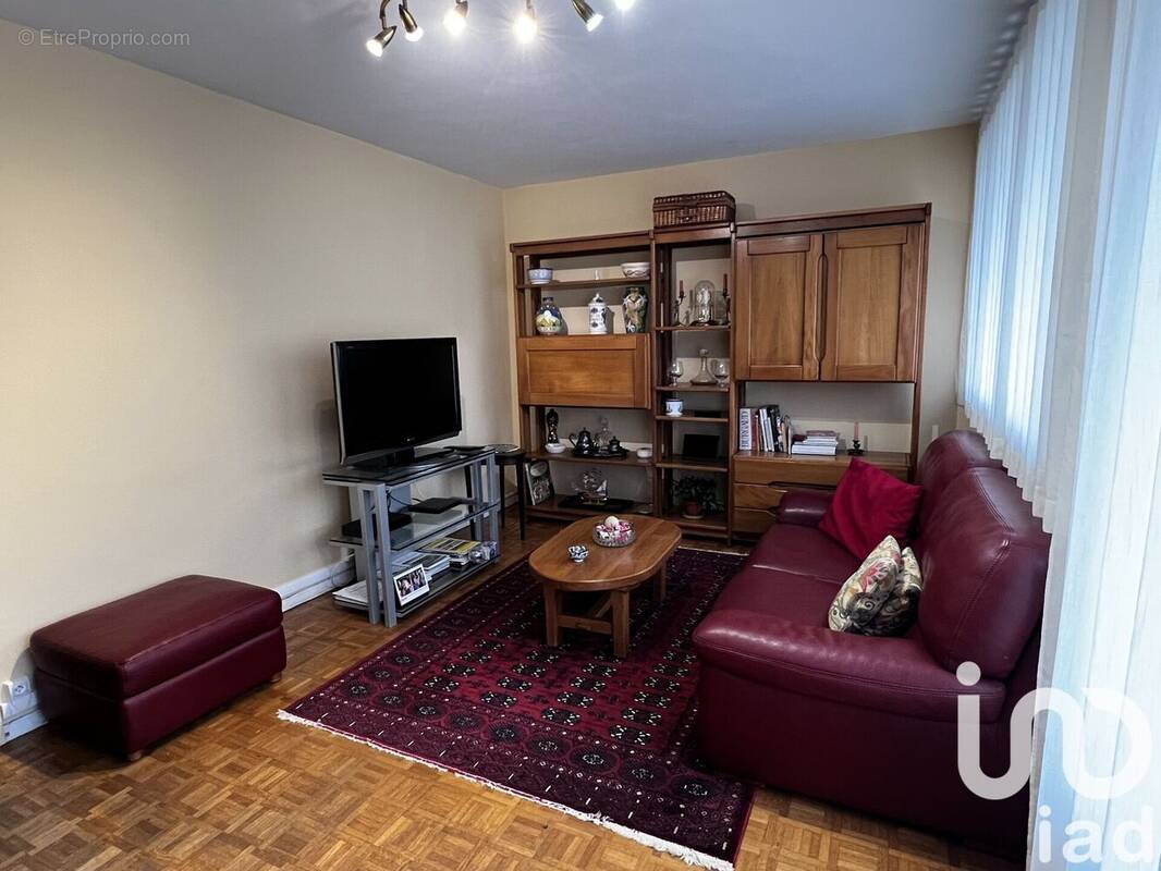 Photo 1 - Appartement à LE PLESSIS-ROBINSON