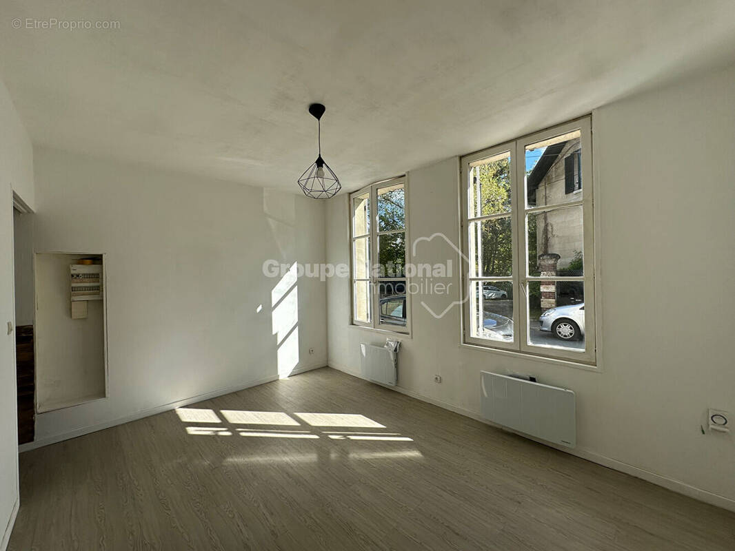 Appartement à PIERREFONDS