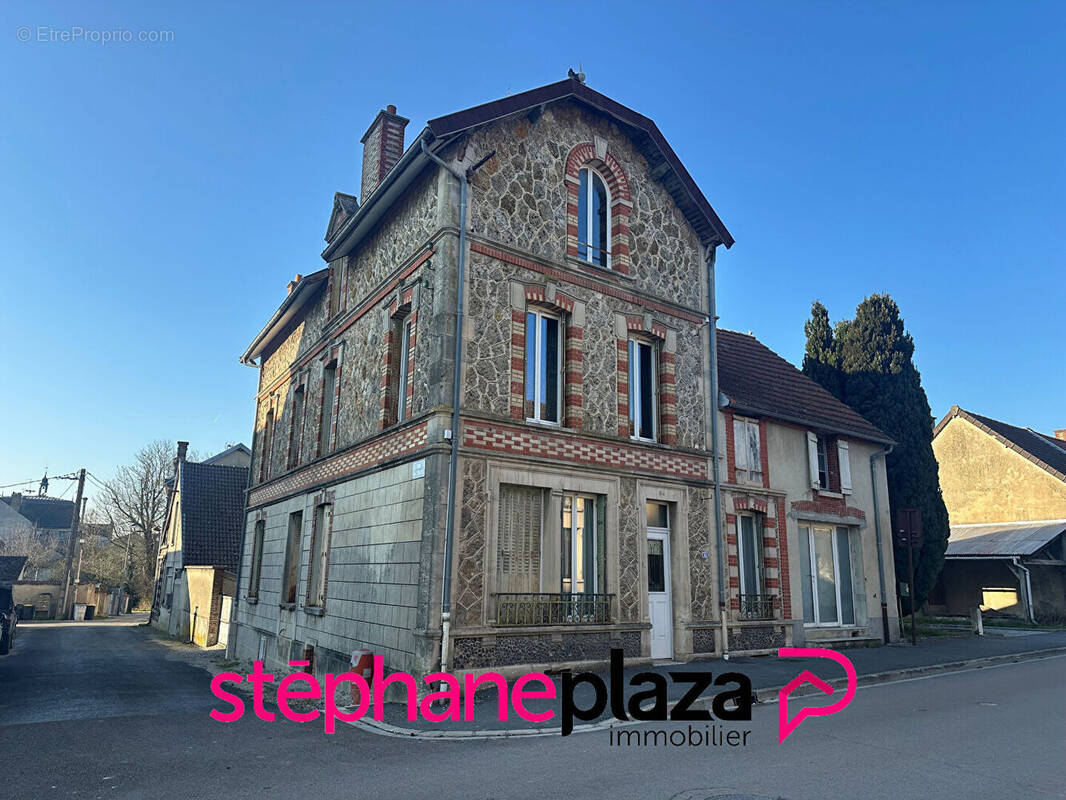 Maison à FERE-CHAMPENOISE