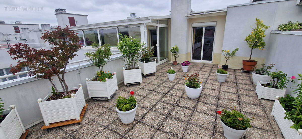 Appartement à BONDY