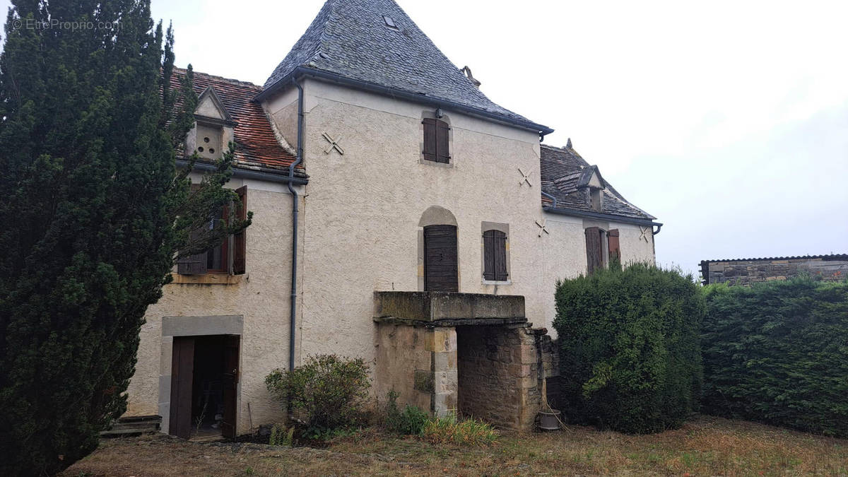 Maison à PUYLAGARDE