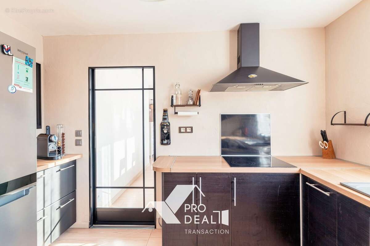 Appartement à LYON-8E