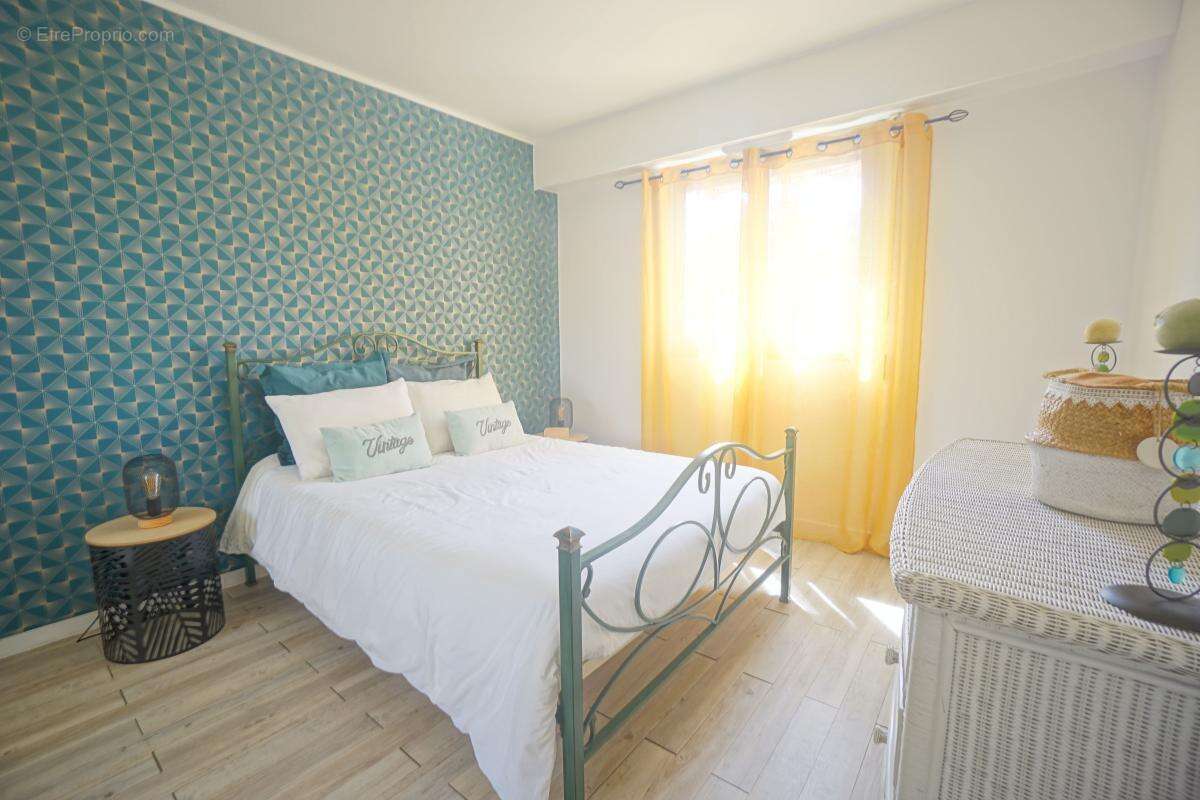 Appartement à LE CANNET