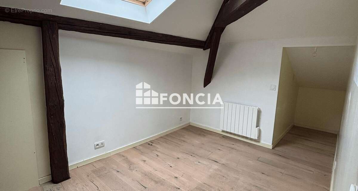 Appartement à FROGES