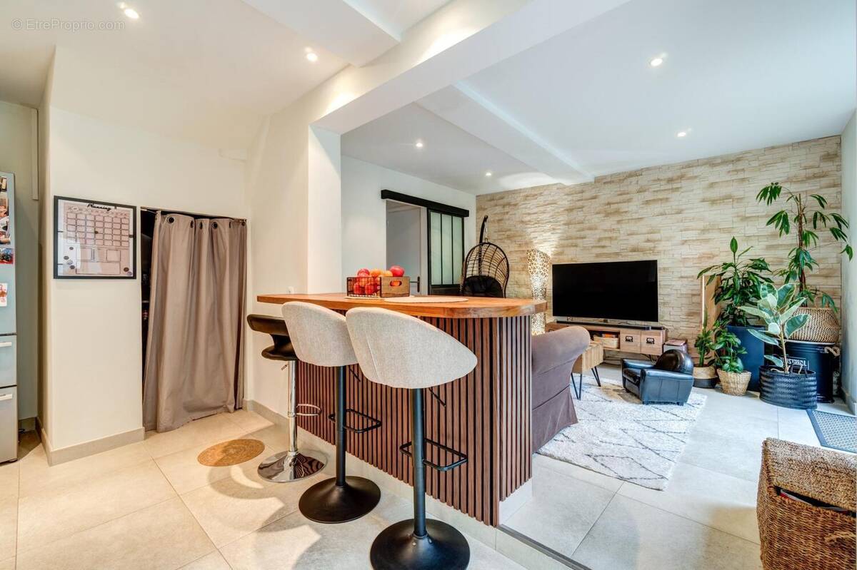 Photo 1 - Maison à CARRIERES-SUR-SEINE