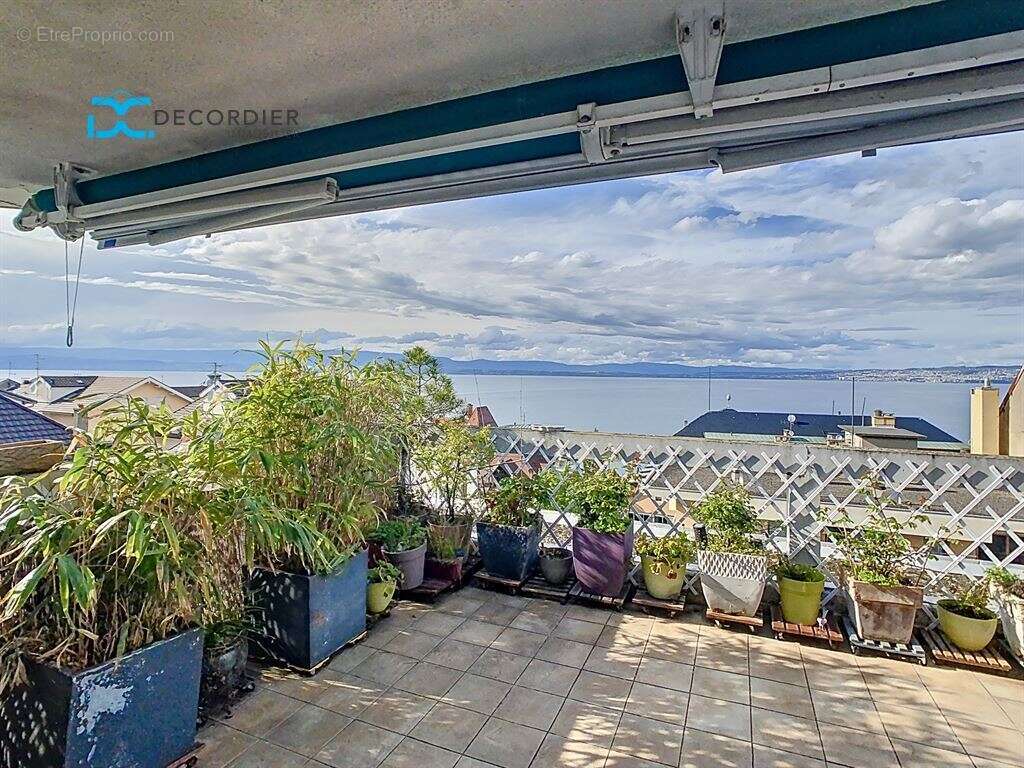 Appartement à EVIAN-LES-BAINS