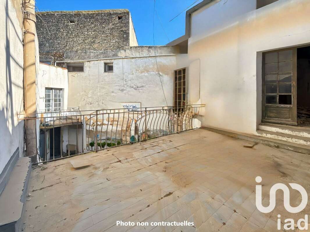 Photo 2 - Maison à GENERAC