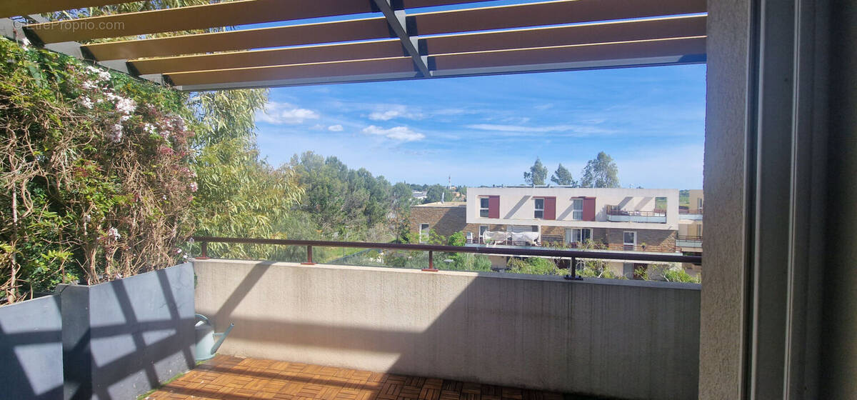 Appartement à JUVIGNAC