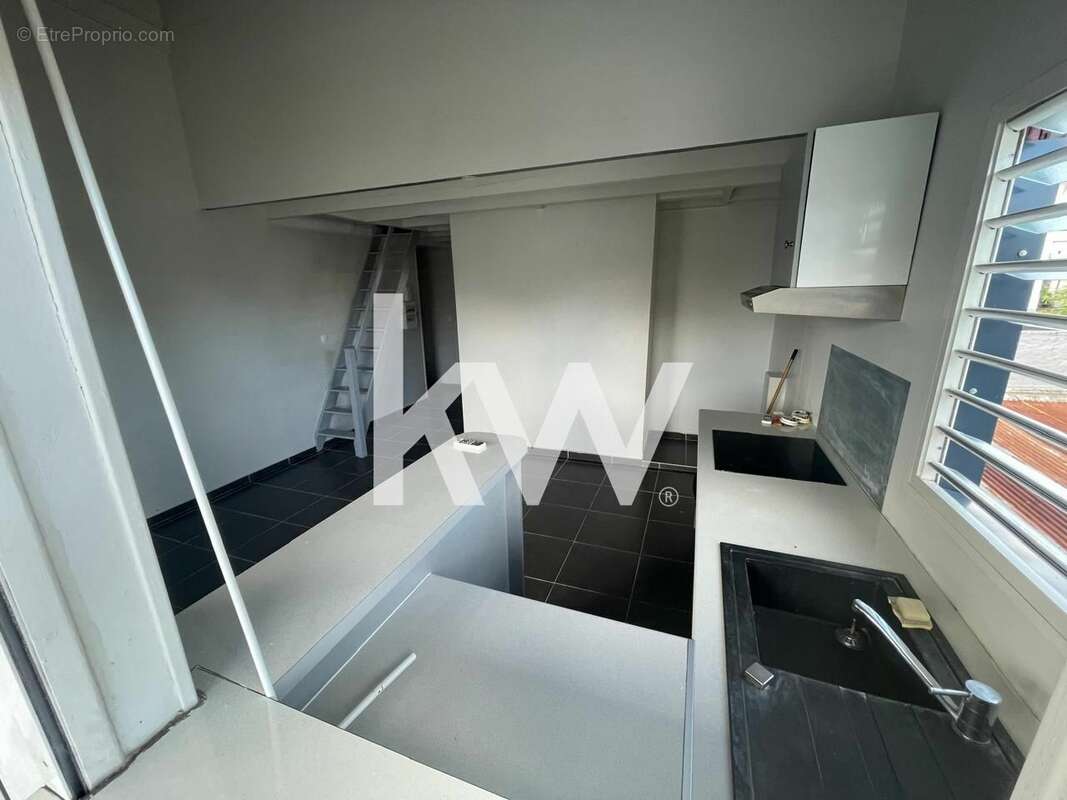 Appartement à POINTE-A-PITRE