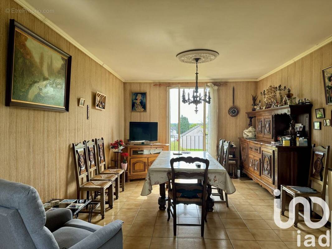 Photo 1 - Maison à MINIAC-MORVAN