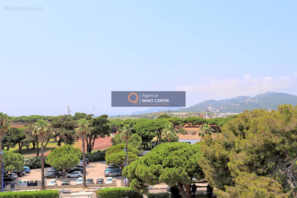 Appartement à HYERES