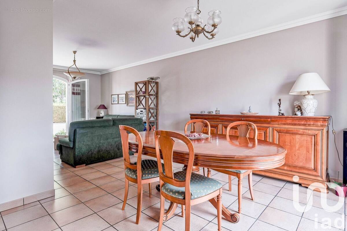 Photo 1 - Maison à VILLIERS-LE-BEL