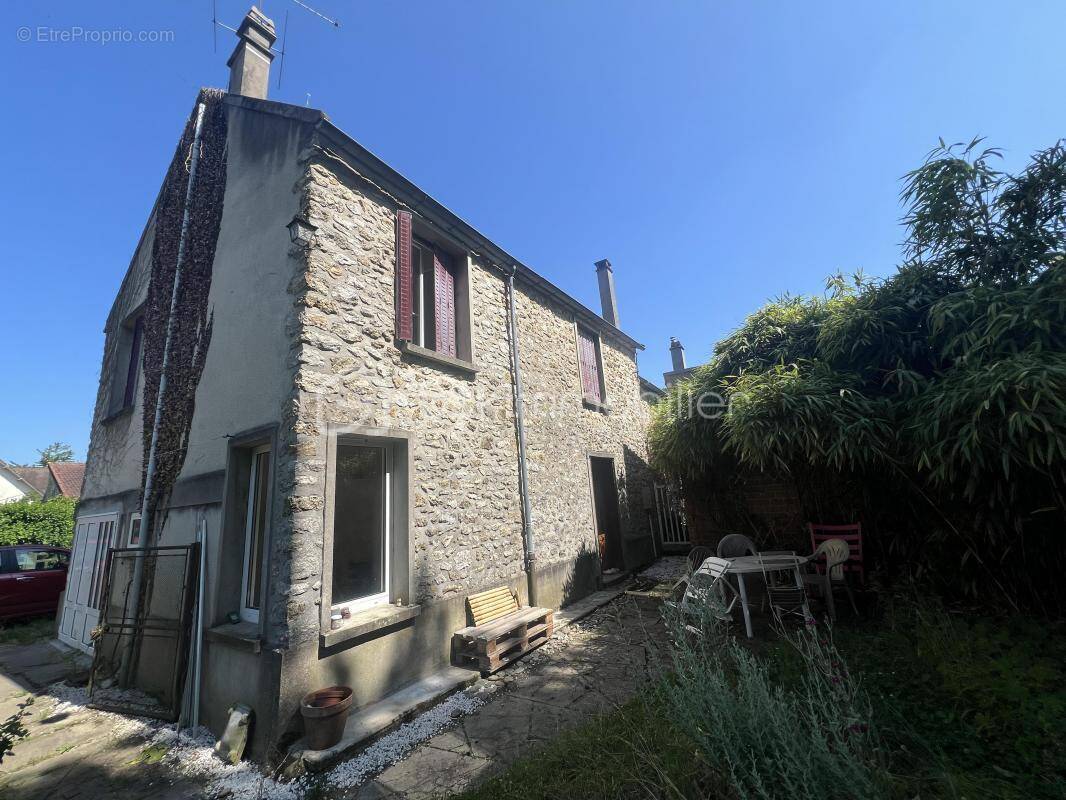 Maison à ETRECHY