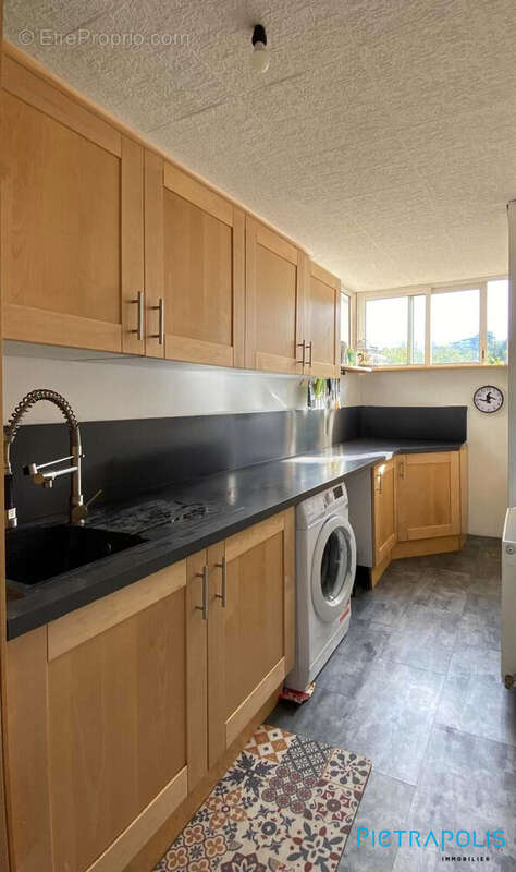 Appartement à LYON-9E