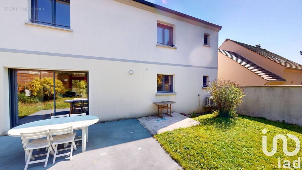 Photo 1 - Maison à NANTEUIL-LES-MEAUX