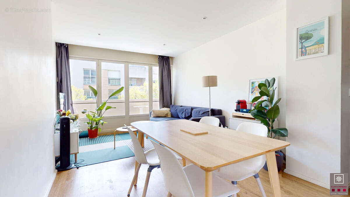 Appartement à LYON-8E