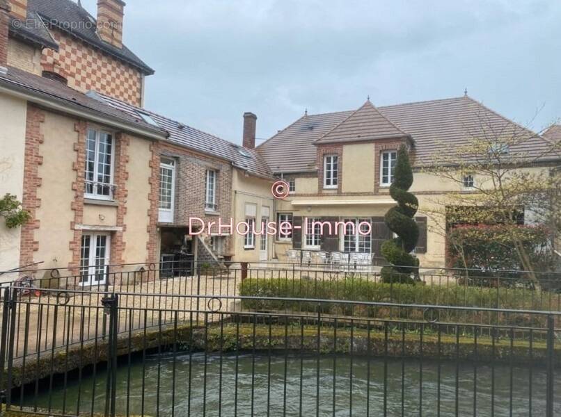 Maison à AIX-EN-OTHE