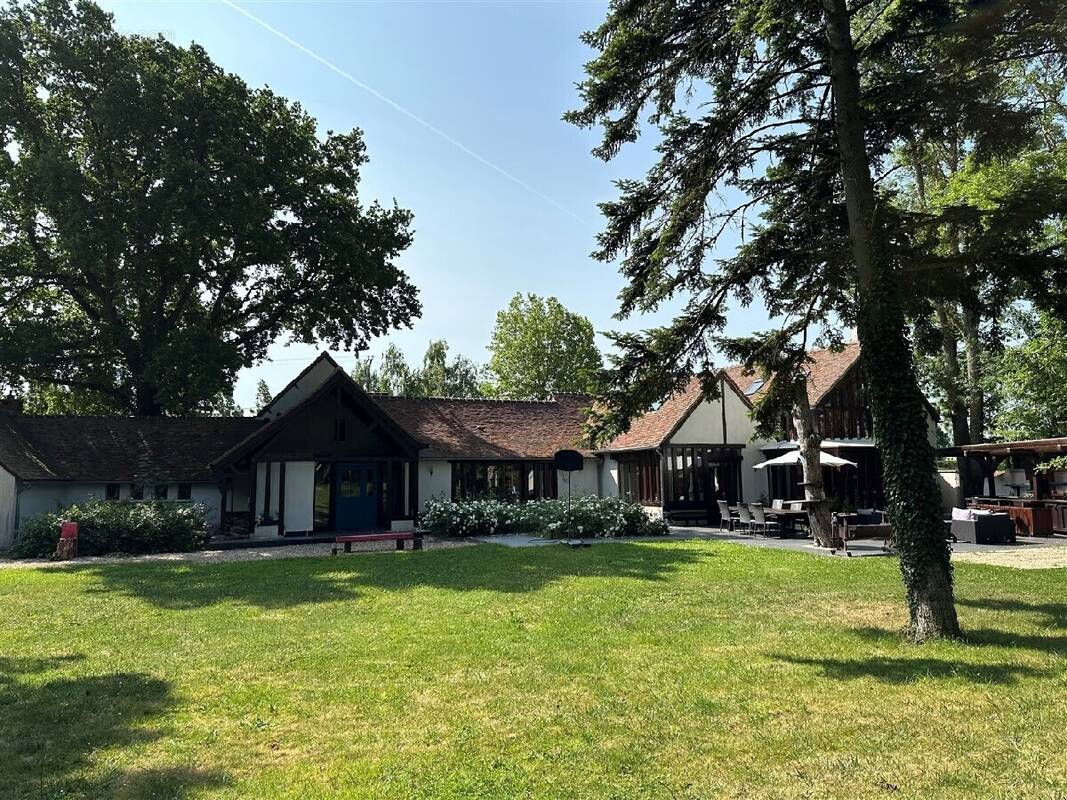 Maison à CHATEAUNEUF-EN-THYMERAIS