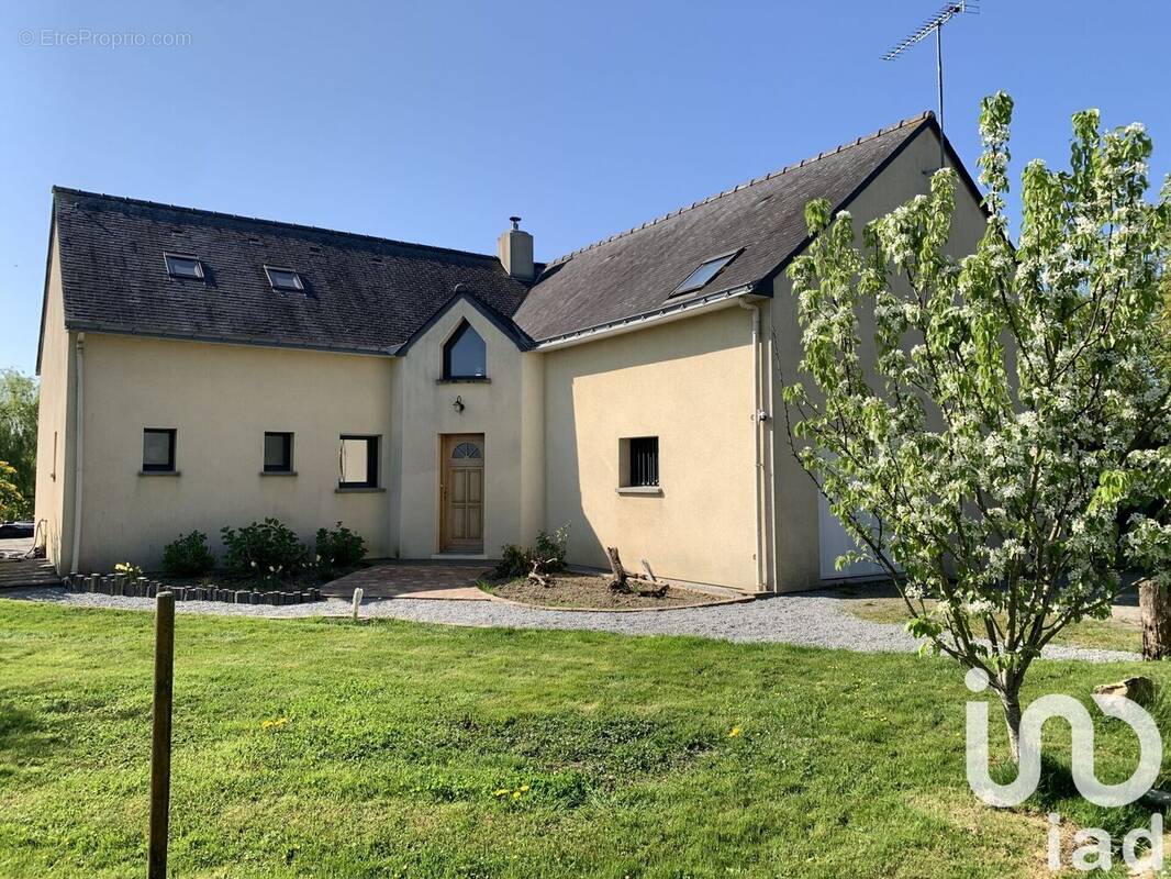 Photo 1 - Maison à ERBRAY