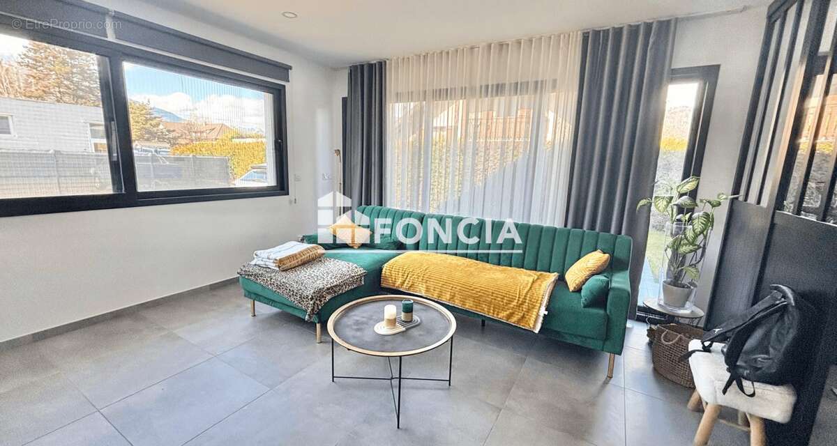 Maison à SCIONZIER