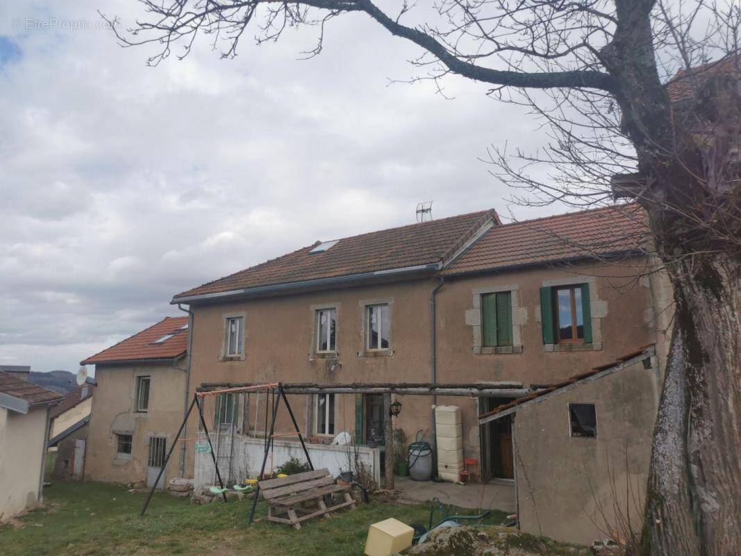 Maison à ARFEUILLES