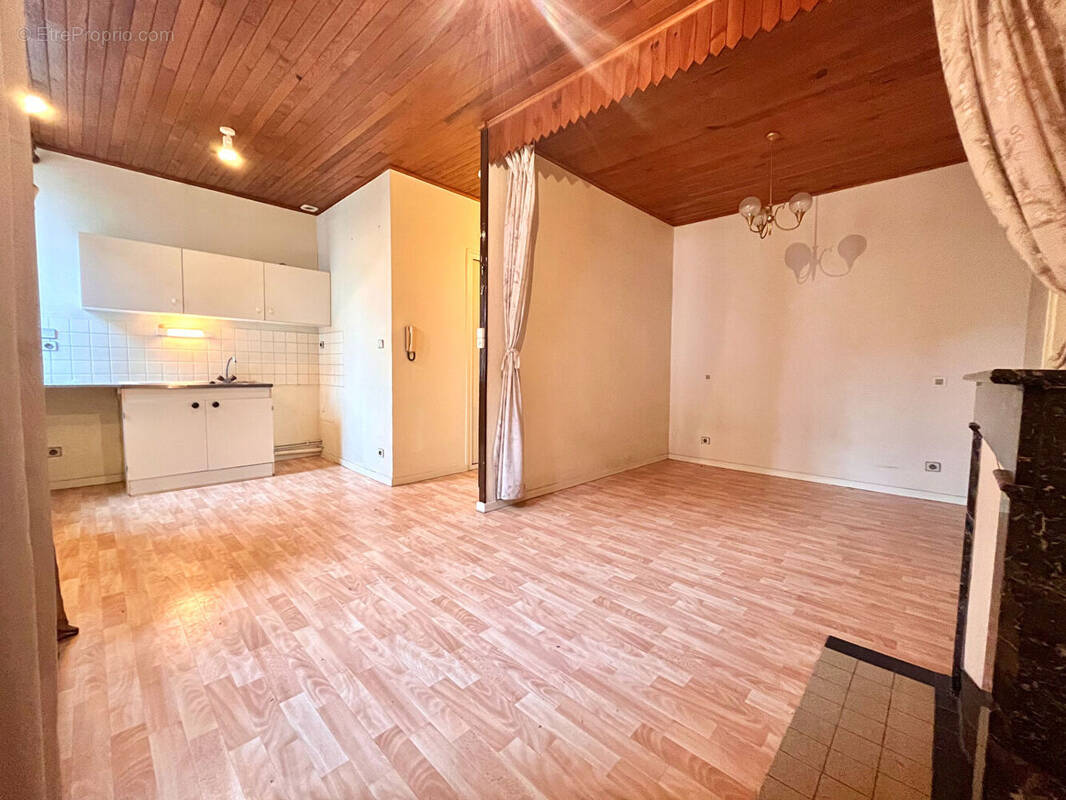 Appartement à AIX-LES-BAINS