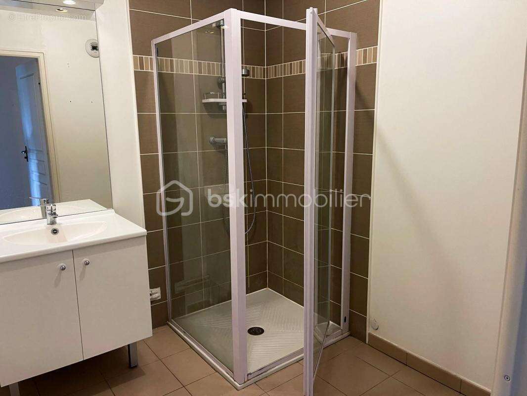 Appartement à LA CHAPELLE-EN-SERVAL
