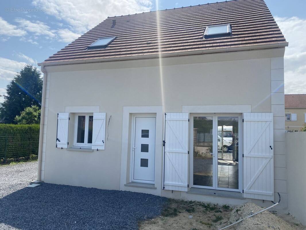 Maison à CAUFFRY