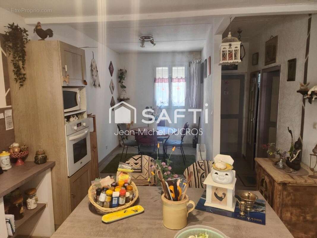 Photo 5 - Appartement à ENTRAIGUES-SUR-LA-SORGUE