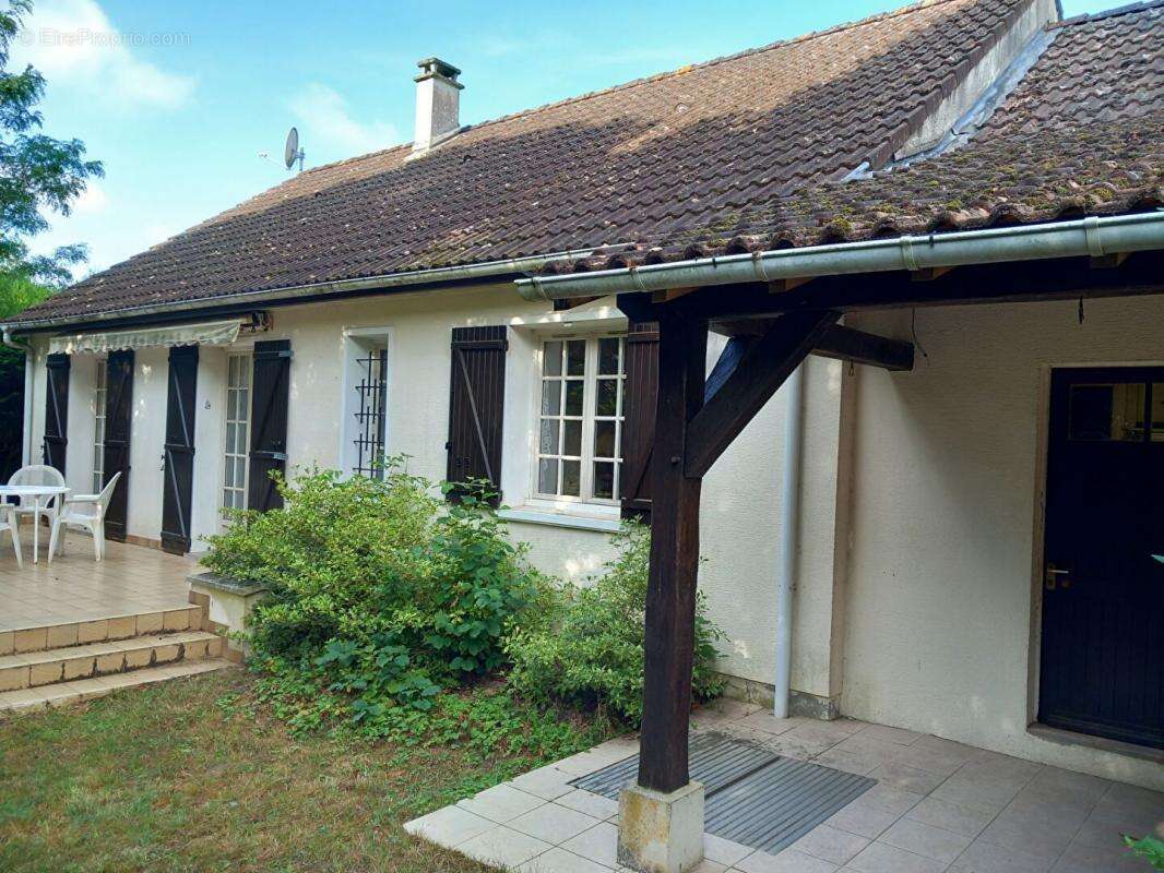 Maison à CHATRES-SUR-CHER