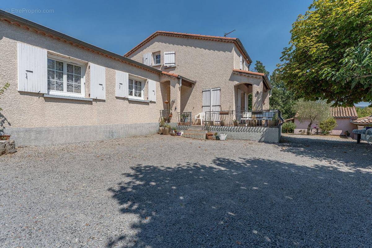 Maison à LANAS