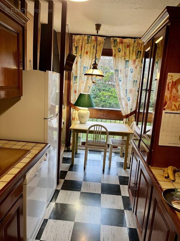 Appartement à FONTENAY-LE-FLEURY