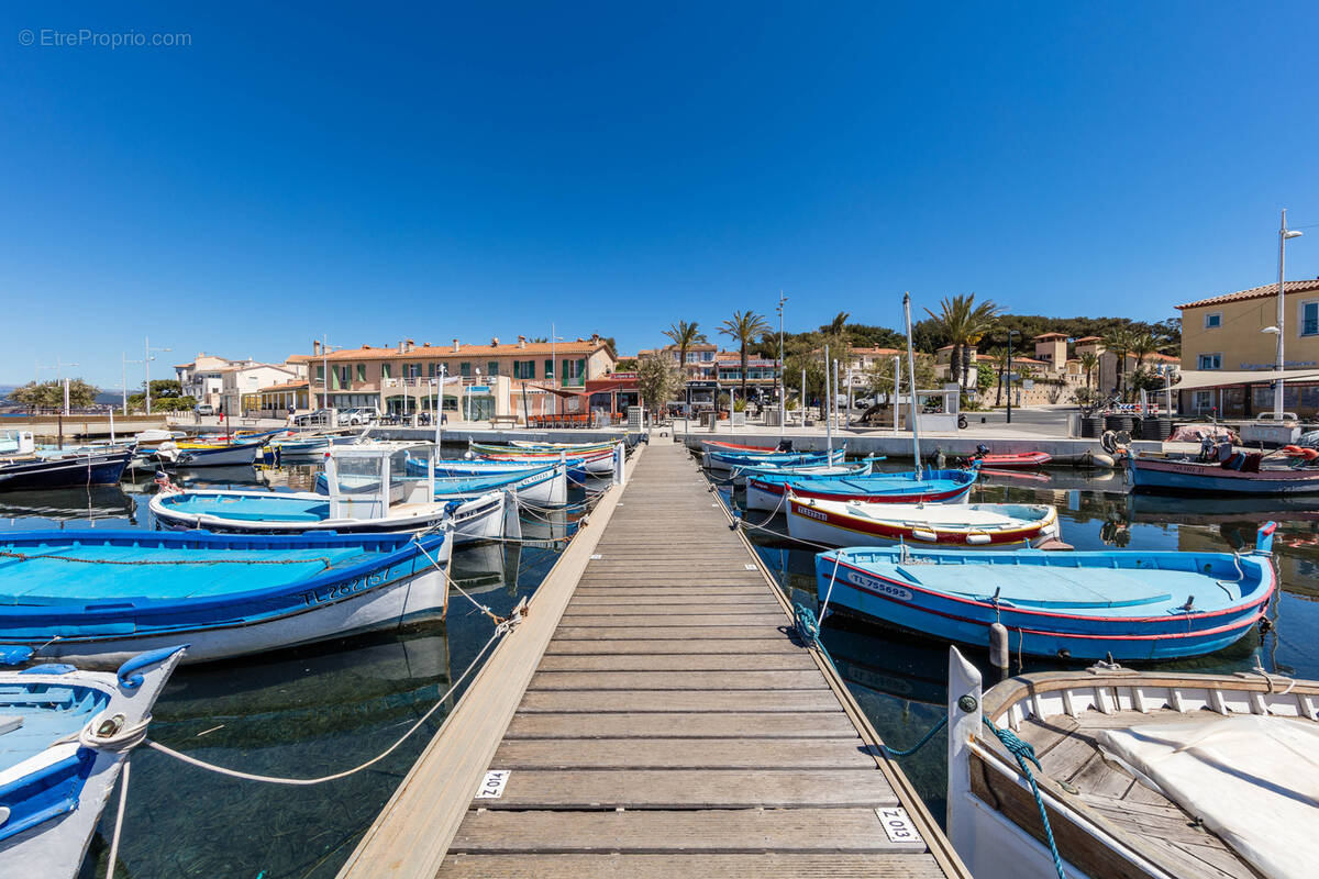 Maison à SIX-FOURS-LES-PLAGES