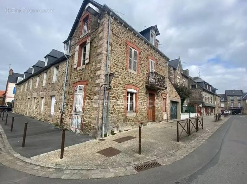 Appartement à LAMBALLE