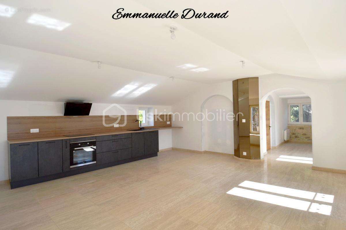 Appartement à BOLLENE