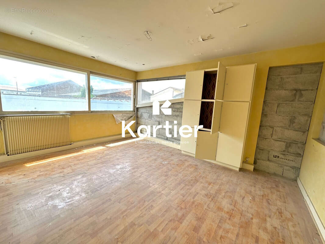 Appartement à FRONSAC
