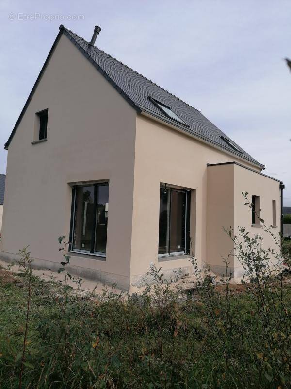 Maison à PLUGUFFAN