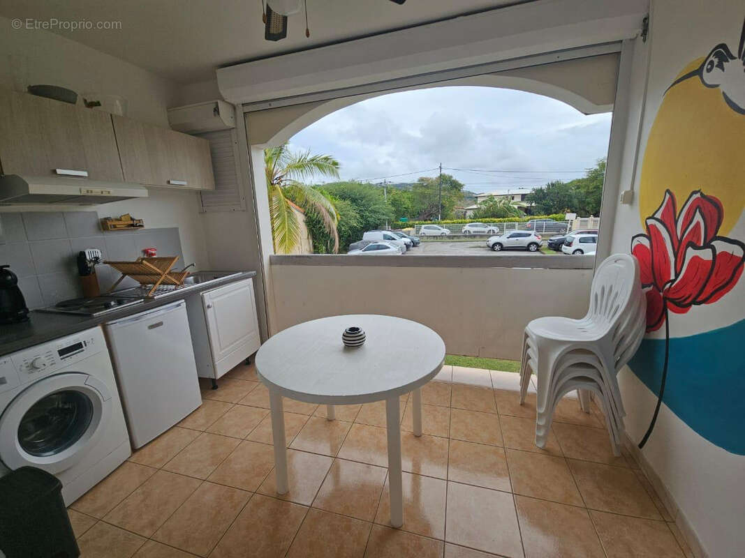 Appartement à SAINTE-LUCE