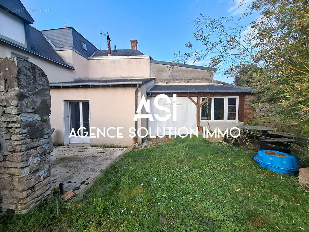 Maison à SABLE-SUR-SARTHE