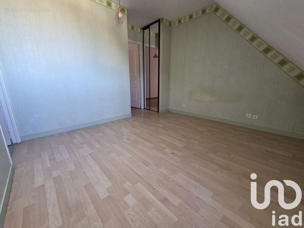 Photo 4 - Appartement à LA CHAPELLE-EN-SERVAL