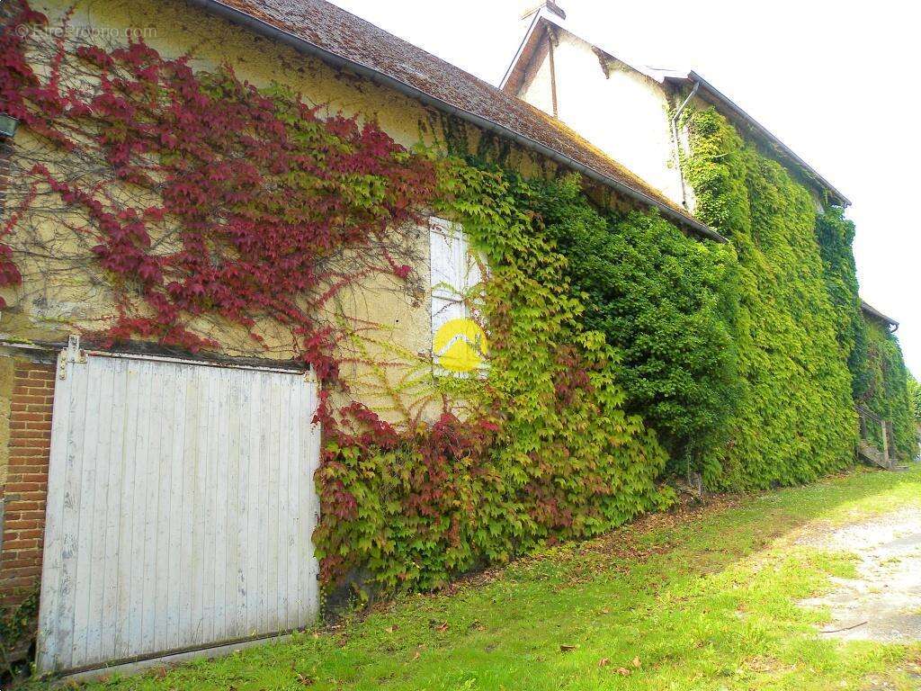 Maison à VAILLY-SUR-SAULDRE