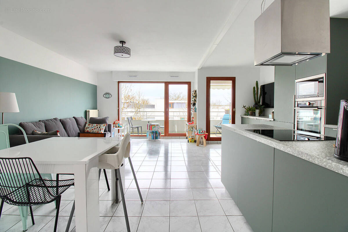 Appartement à SAINT-JACQUES-DE-LA-LANDE