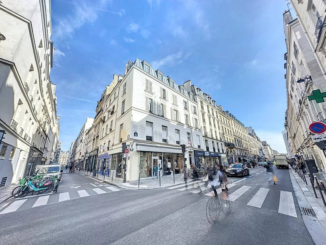 Commerce à PARIS-3E