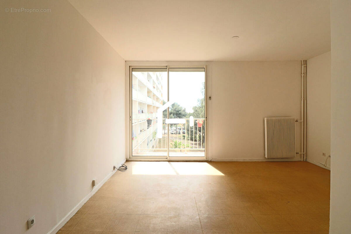 Appartement à PORT-DE-BOUC