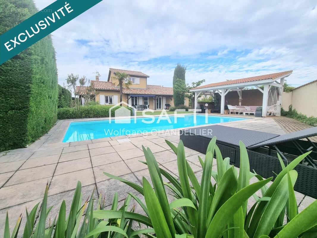 Photo 1 - Maison à GRANGES-LES-BEAUMONT